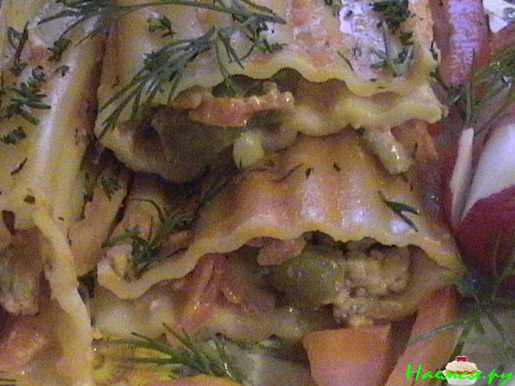 Фаршированные каннеллони в соусе