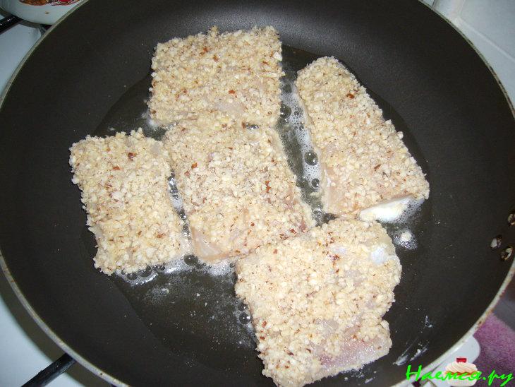 Рыба в ореховой панировке Рыба в ореховой панировке