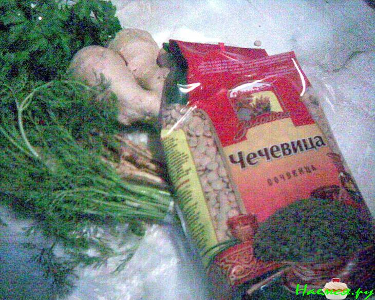 Густой постный суп с чечевицей, черносливом и имбирем