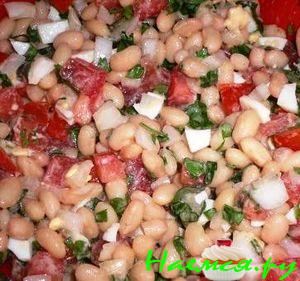 Фасолевый салат с лимоном и чесноком