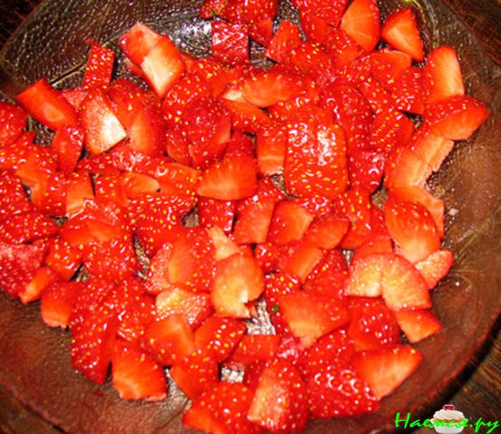 Торт Клубничный с кремом из Йогурта Торт Клубничный с кремом из Йогурта