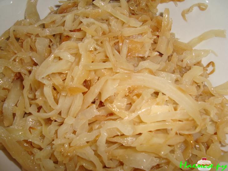 Пирожки дрожжевые с капустой