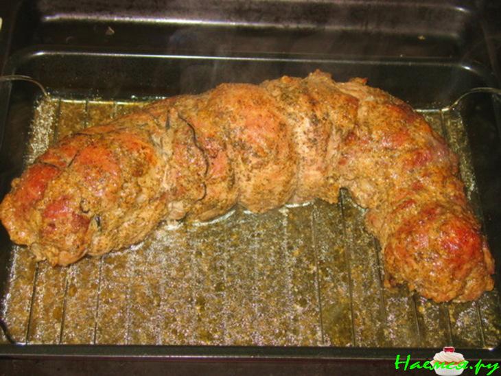 "Рулет из мяса с мясом"