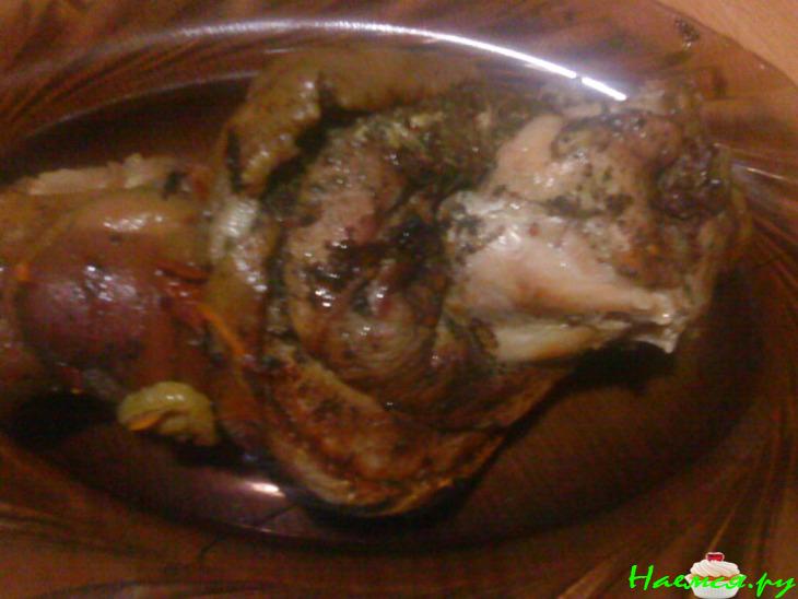 Рулька свиная запечённая в рукаве Рулька свиная запечённая в рукаве