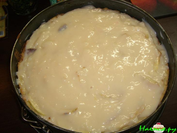 Песочный пирог с заварным кремом и яблочком!!!