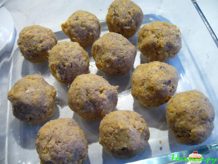 Нежные рыбные шарики в томатном соусе&nbsp;