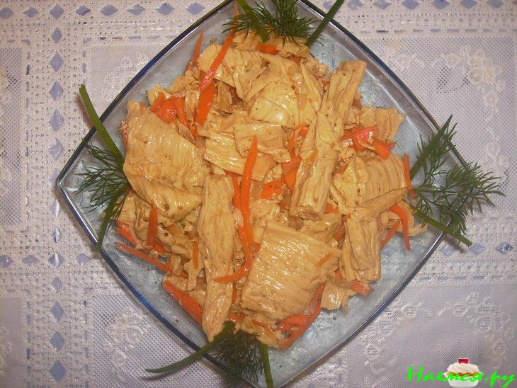 Салат по-корейски со спаржей