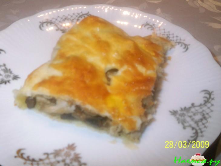 Пирог с курицей и грибами Пирог с курицей и грибами