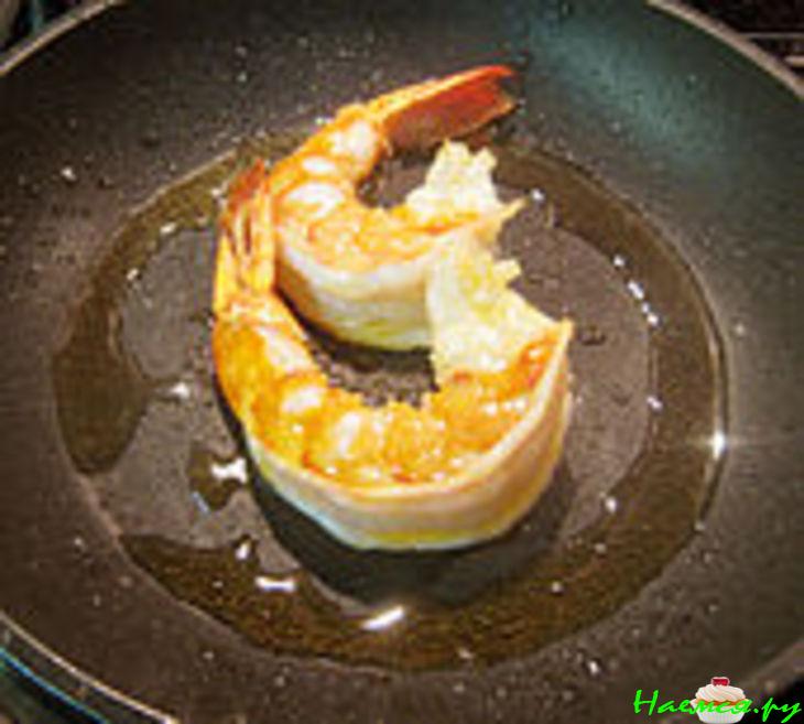 Рыбное чудо с овощами и креветками