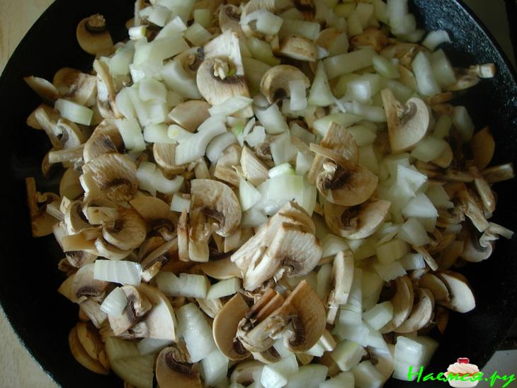 Суп-пюре с грибами «Первый снег» Суп-пюре с грибами «Первый снег»