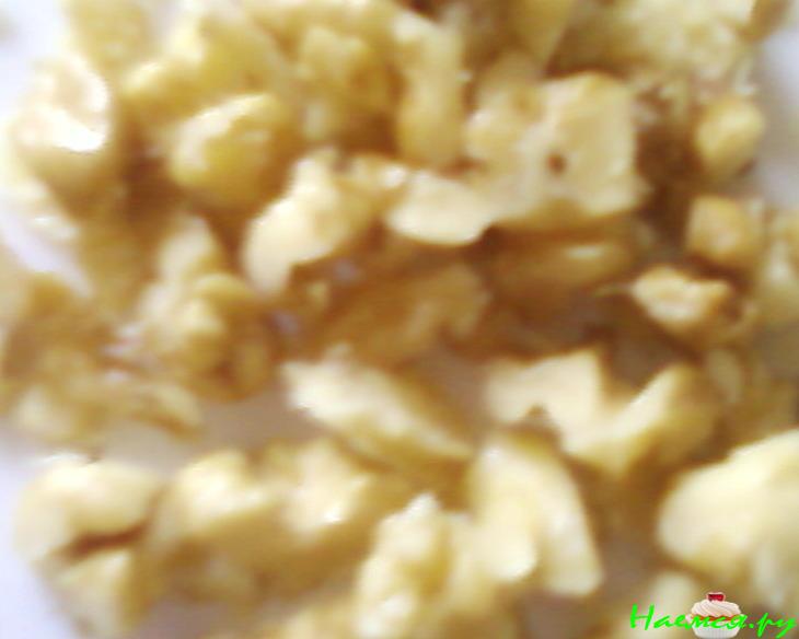 Салат мясной с кириешками