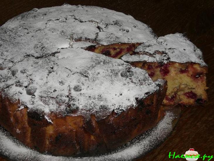 Рождественский пирог. Спанголю пирагас су грайкишка риешуту Рождественский пирог. Спанголю пирагас су грайкишка риешуту