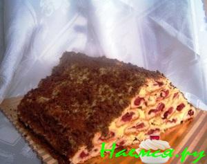 Торт "Монастырская изба" с черешней и клюквой