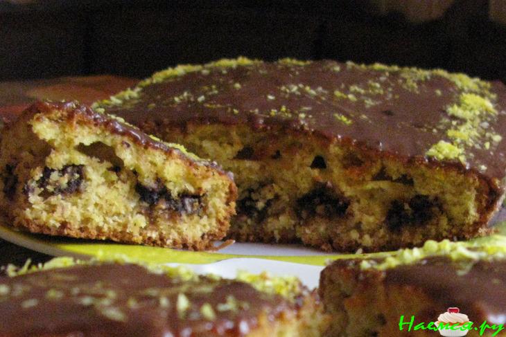 Кекс-пирог с кокосом и кусочками шоколада