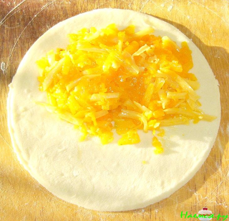 Чебуреки с тыквой Чебуреки с тыквой