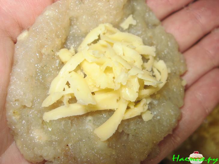 Котлеты из щуки с сыром