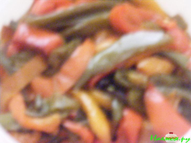 Перчик болгарский с грецкими орешками Перчик болгарский с грецкими орешками
