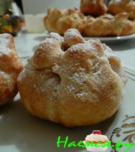 Слоеные узелки с яблоком