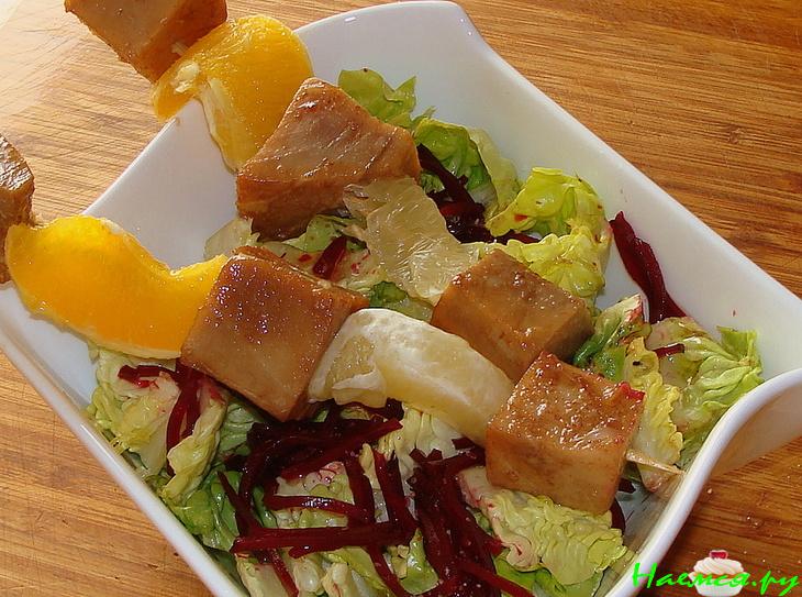 Маринованный тунец с апельсинами и лимоном
