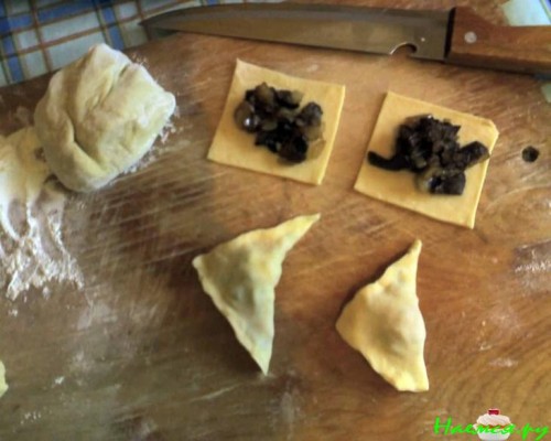 Грибной суп с &laquo;ушками&raquo;