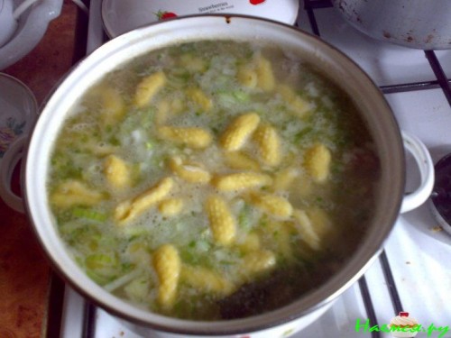 фасолевый супчик с изюминкой,точнее-с шишечкой