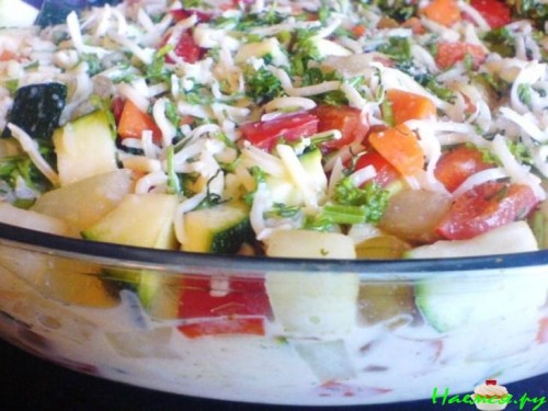Овощная запеканка (кольраби, морковь, цуккини ...)