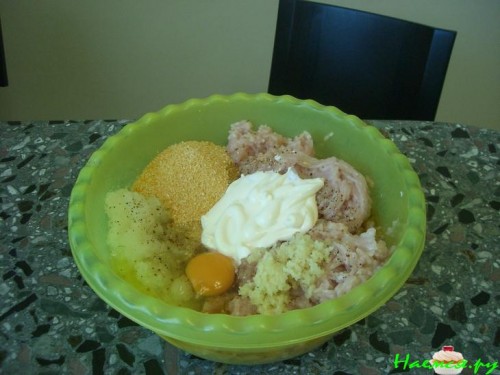 Куриные котлетки "Вкусняшечка"