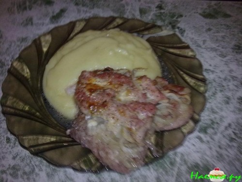 Свининка с прослойкой из лука