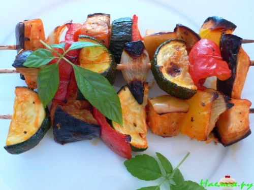 Овощной шашлык в гриле