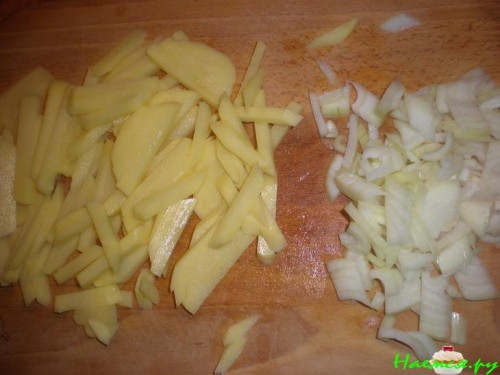 Жаренный картофель с луком