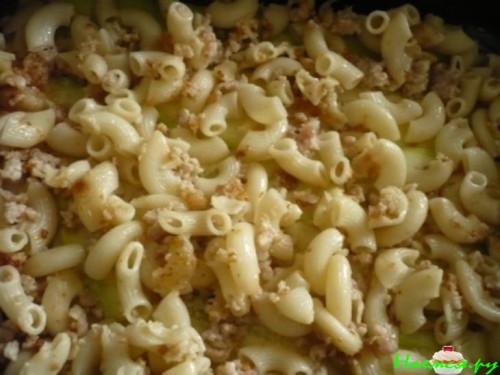 &laquo;Лазанья&raquo; по-флотски с кабачком