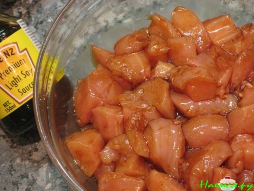 Курица в кунжуте