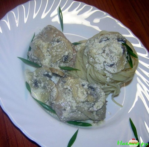 Курица в сметане