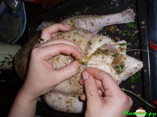 Фаршированная утка с гречкой и грибами