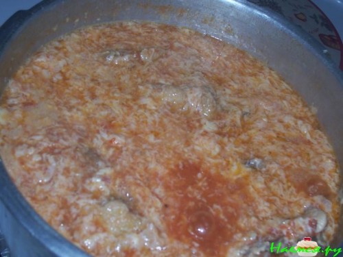 Чихиртма из курицы,с помидорами и яйцами