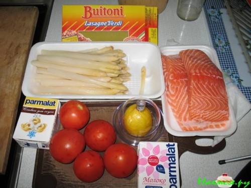 Лазанья с лососем и спаржей