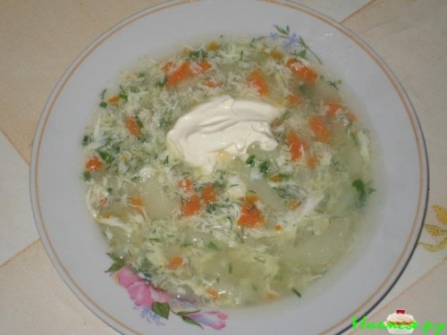Супчик с яичком (легкий супец)