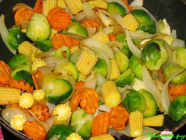 Овощное жаркое с фасолью