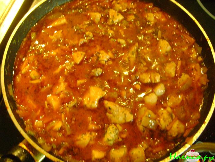 Рис с тушеной курочкой