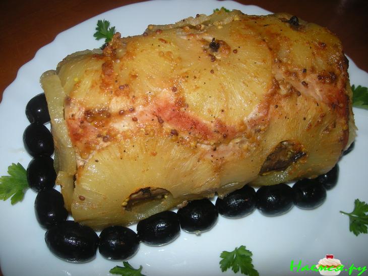 Мясо в ананасе Мясо в ананасе