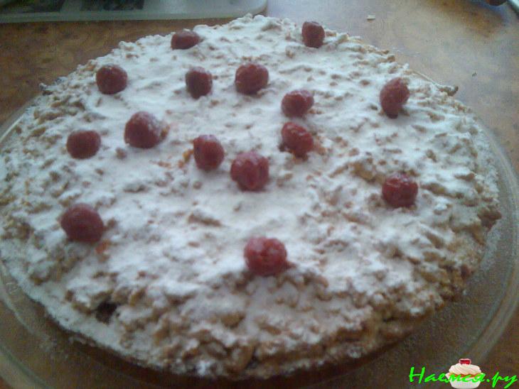 Пирог 'Вишня под снегом'