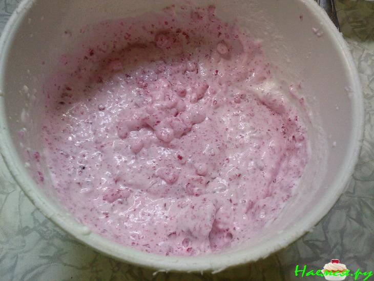 Бисквитно-ягодный мусс