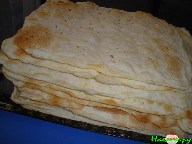 Торт "Наполеон" с кремом со сгущенкой