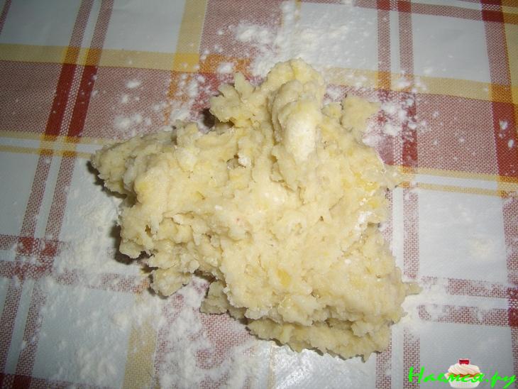 Свекольный суп с картофельной лапшой