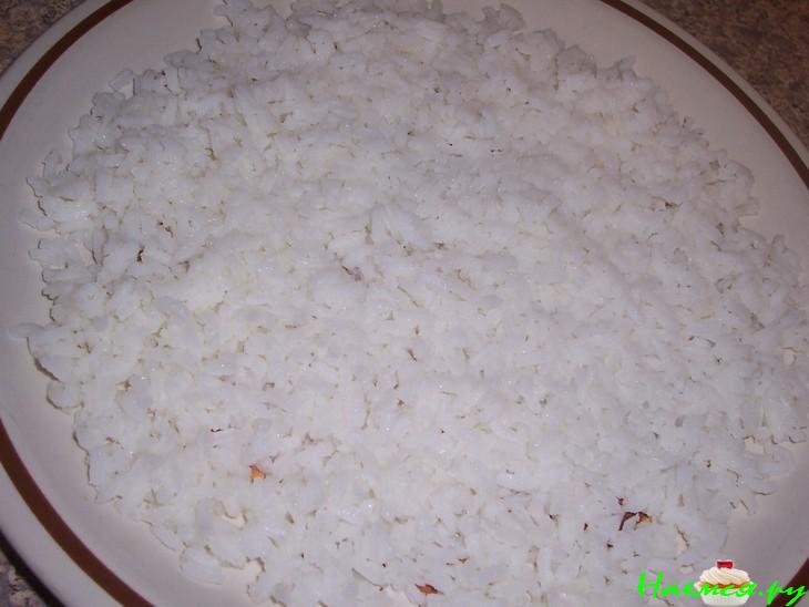 Салат "Футбольный мяч" с рисом и печенкой