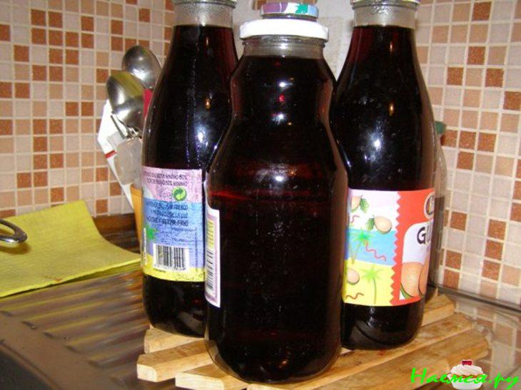 Сироп 'вишнёвый' из черноплодной рябины /аронии/