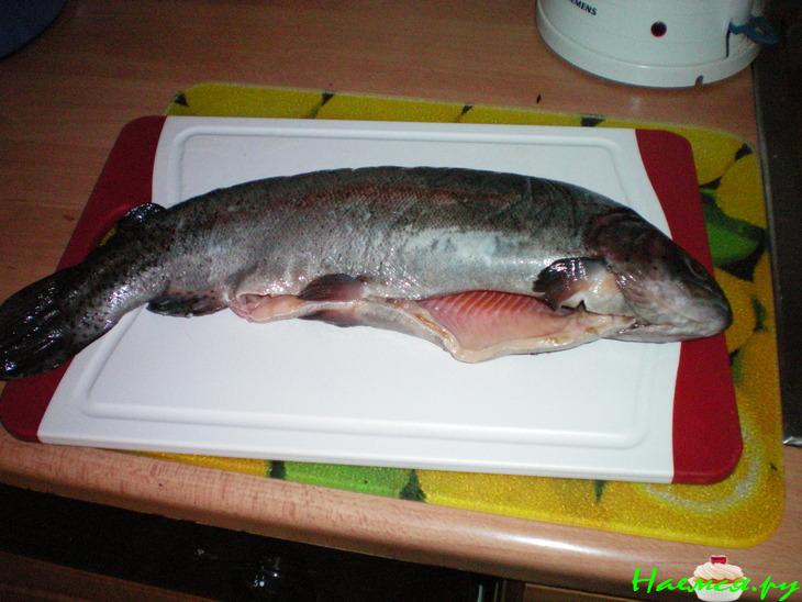 Рыба под морковно-сливочным соусом