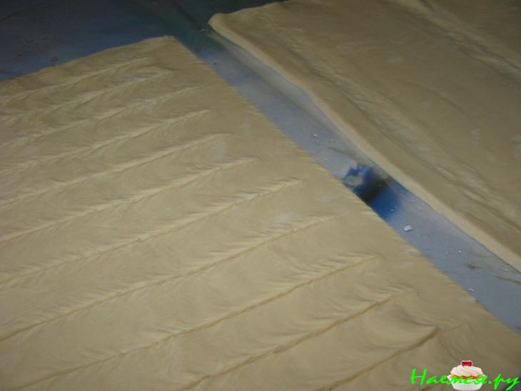 Пирог слоенный с ягодами Пирог слоенный с ягодами