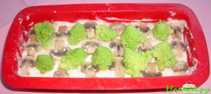 Рулет из курицы с овощами