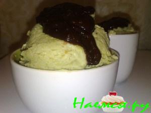Фисташковое мороженое в шоколадной глазури Фисташковое мороженое в шоколадной глазури